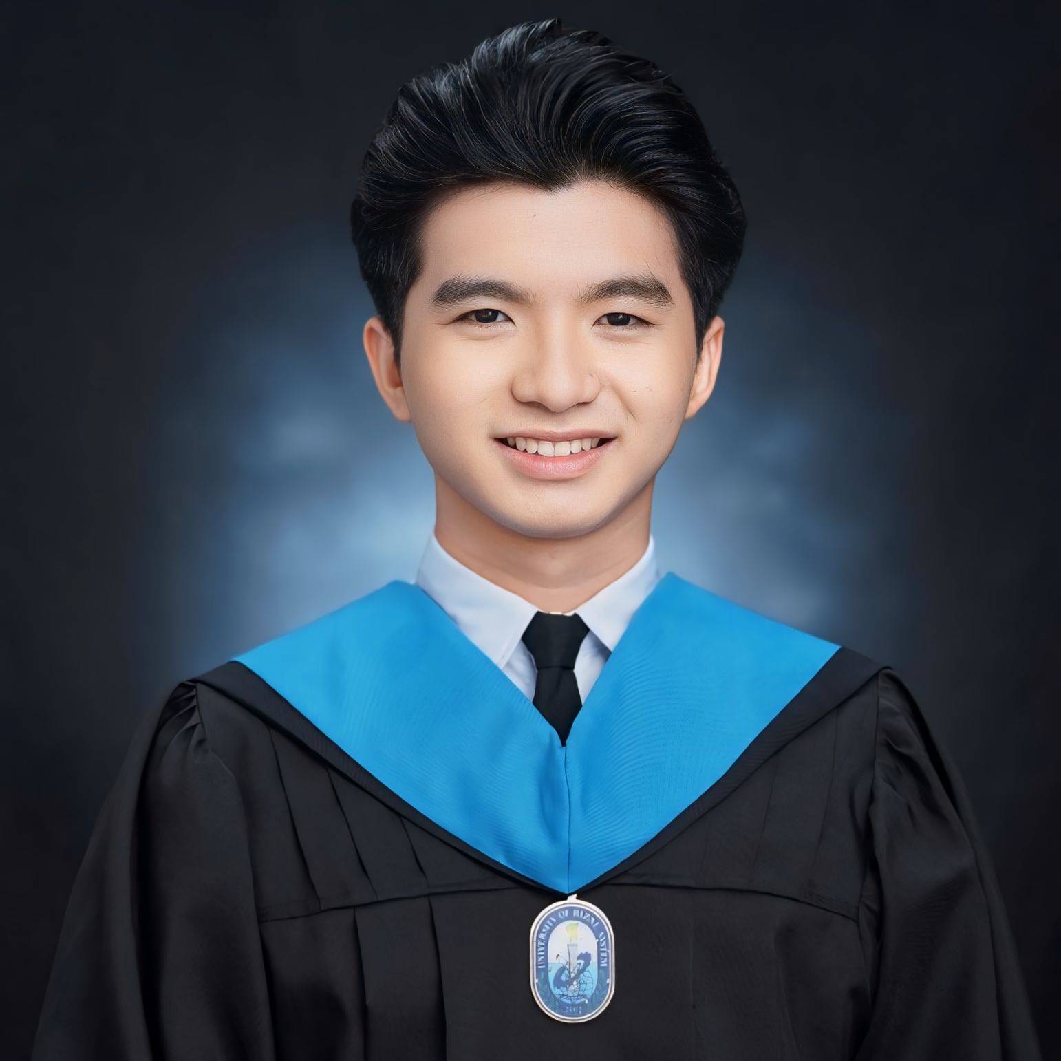 Graduate Photo